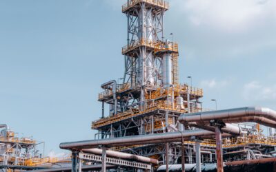 Preços do petróleo sobem cerca de 4 por cento após ataque a navio dos EUA
