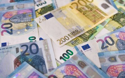 Euro fortalece-se após BCE sinalizar abordagem dependente de dados