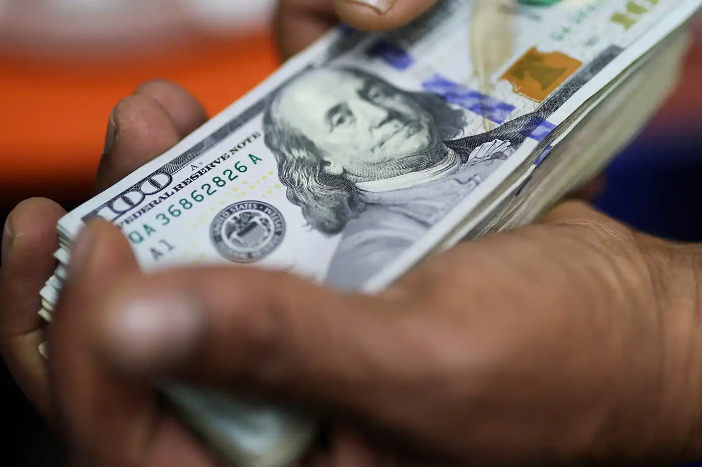 DOLAR FORTE